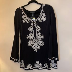 Black truffle top